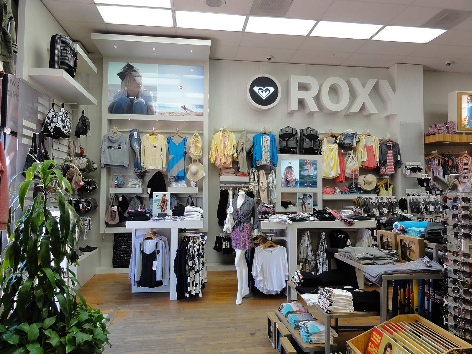 roxy gift card hello manon roxy gift card hello